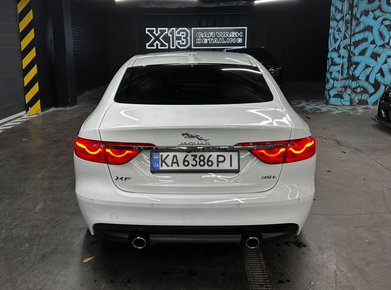 Jaguar XF - фото 3