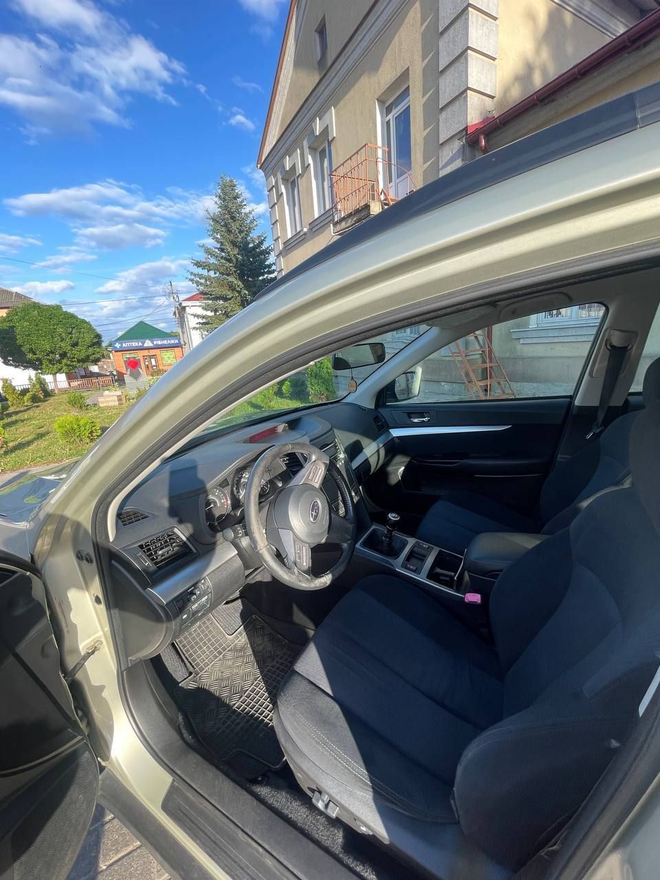 Subaru Outback - фото 1