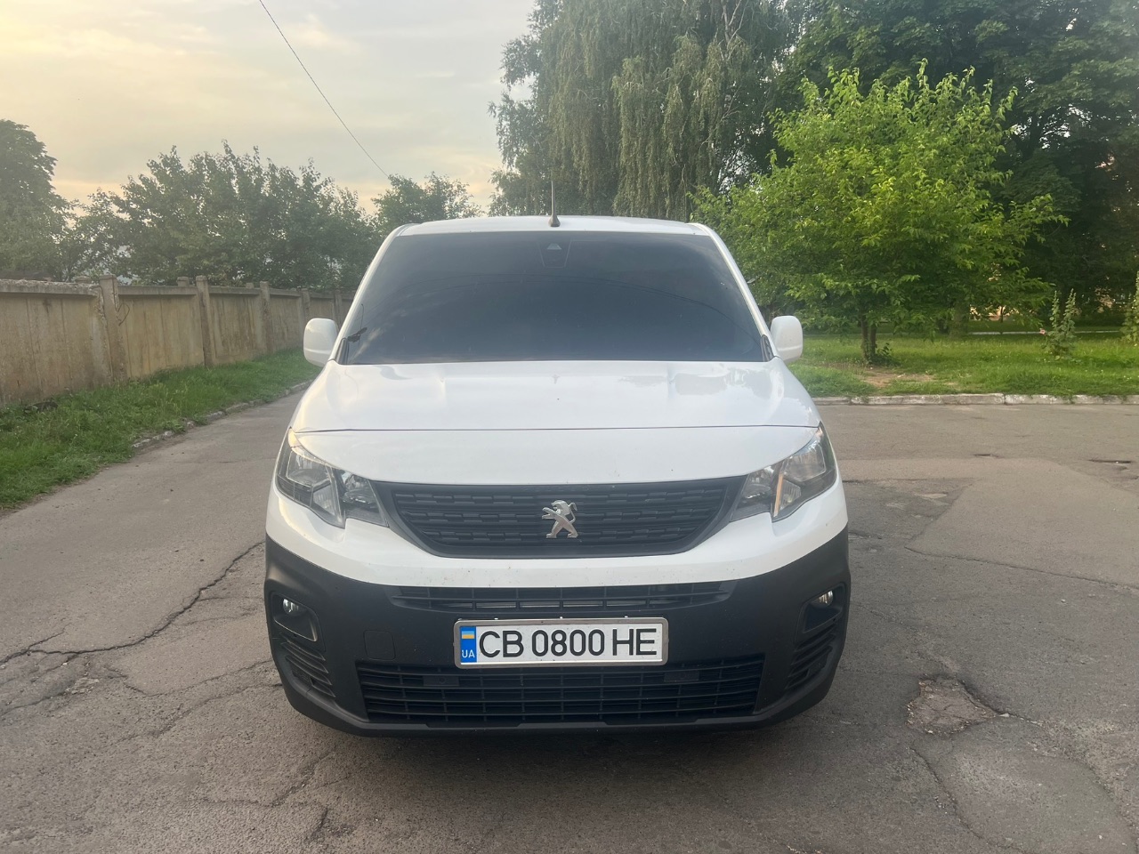 Peugeot Partner - фото 15