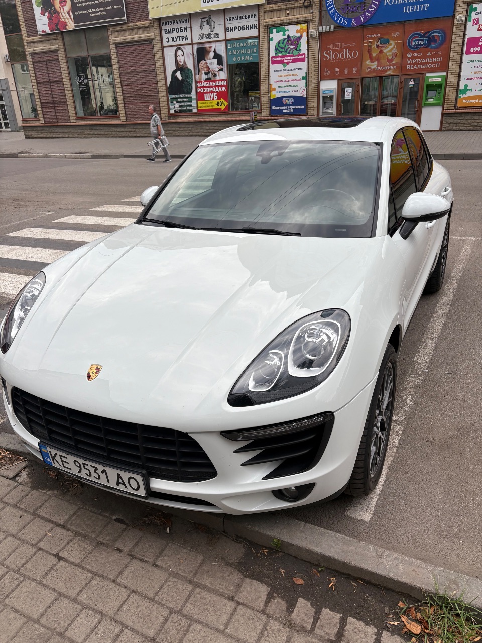 Porsche Macan - фото 1