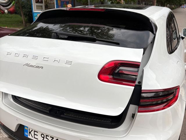 Porsche Macan - фото 1