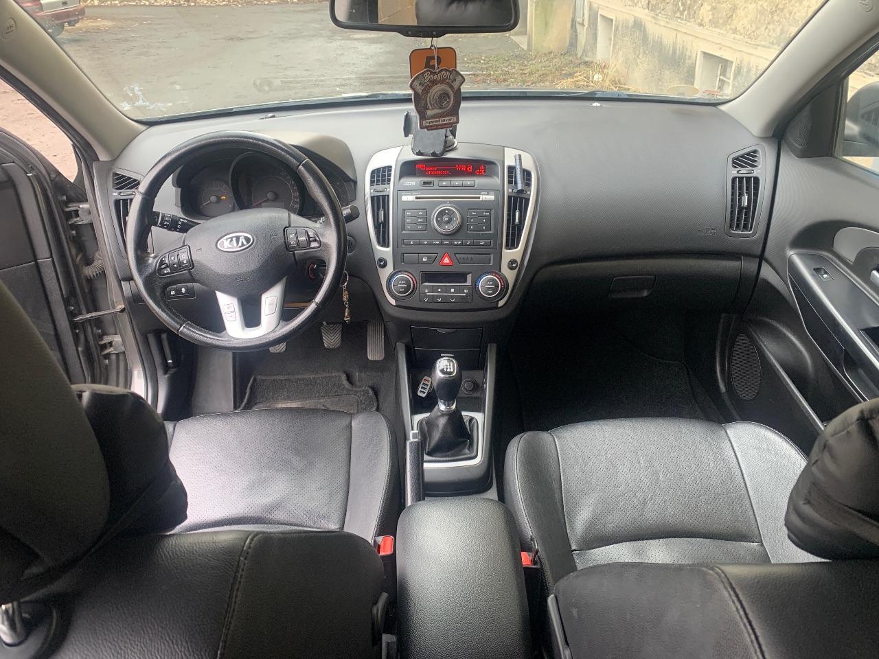 Kia Ceed - фото 18