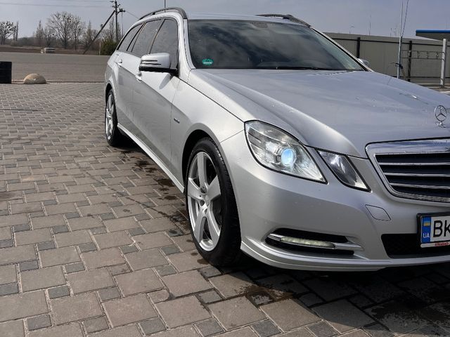 Mercedes-Benz E-Класс - зображення 5