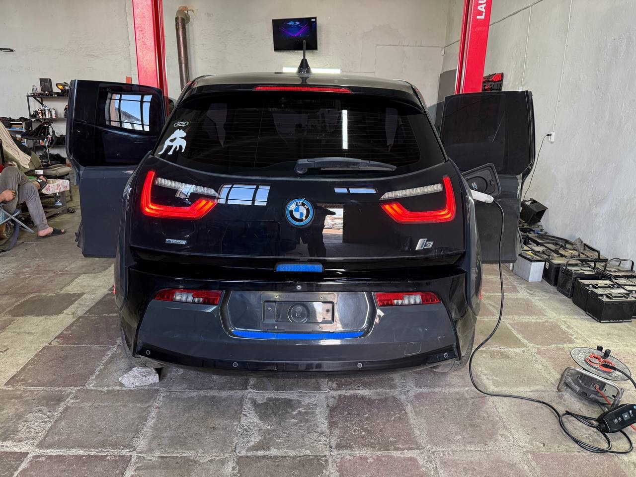 BMW i3 - фото 4