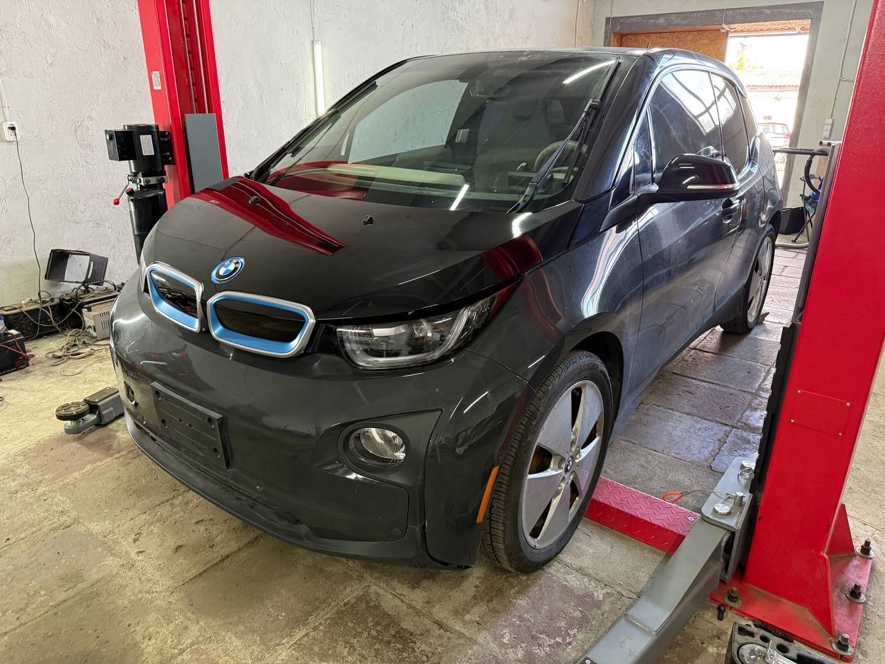 BMW i3 - фото 2