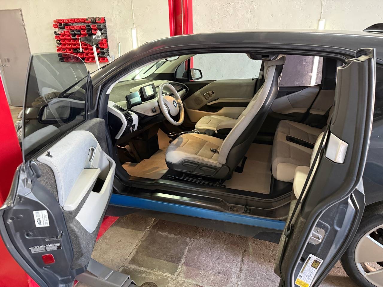 BMW i3 - фото 14