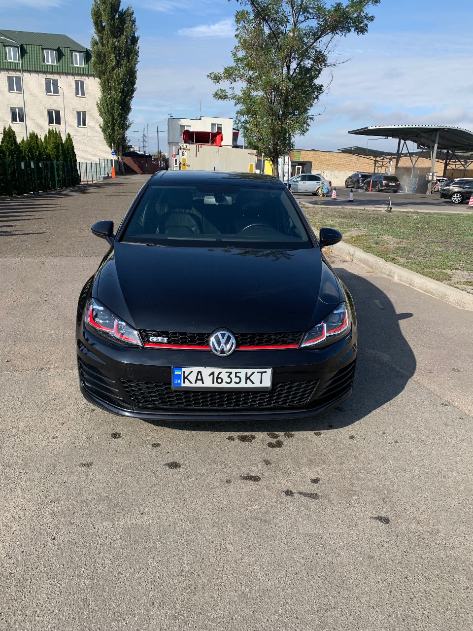 Volkswagen Golf GTI - фото 2