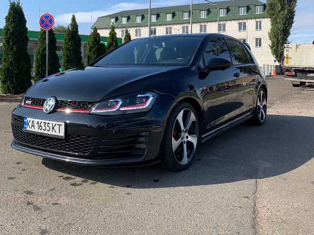 Volkswagen Golf GTI - зображення 1