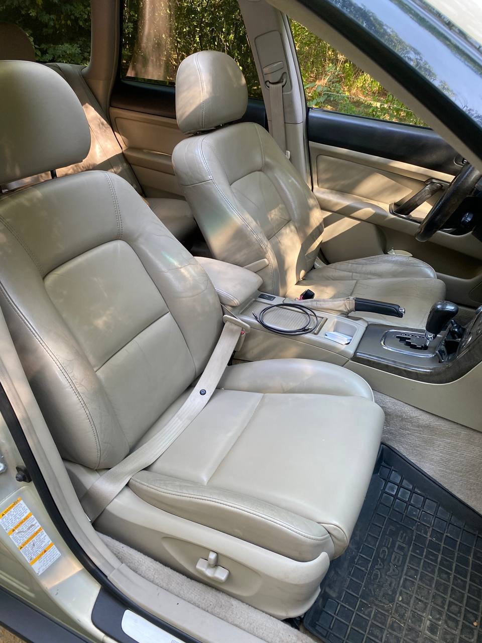 Subaru Legacy - фото 8