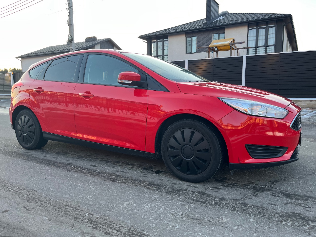 Ford Focus - фото 12