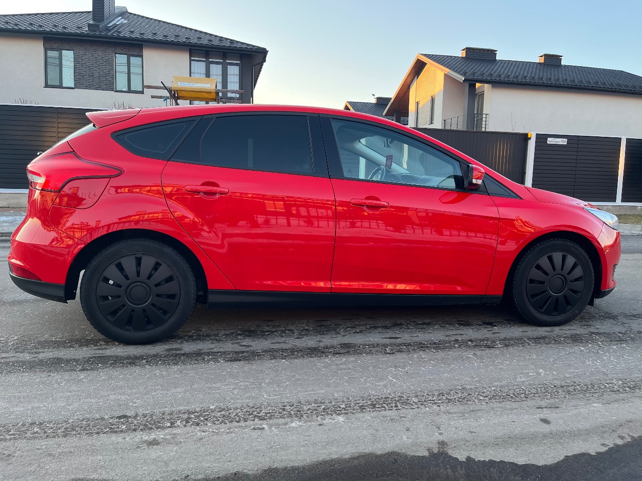 Ford Focus - фото 14