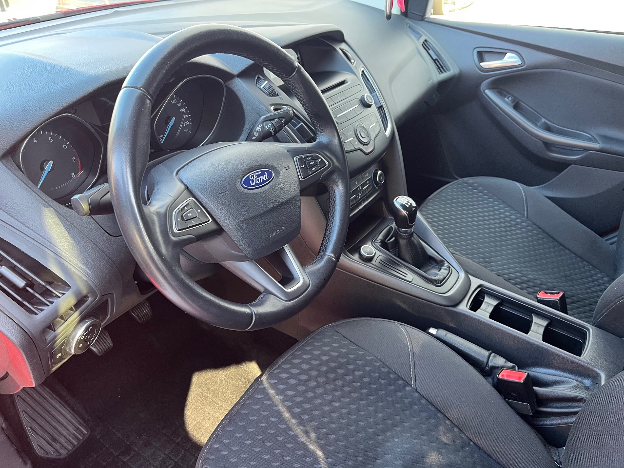 Ford Focus - фото 21