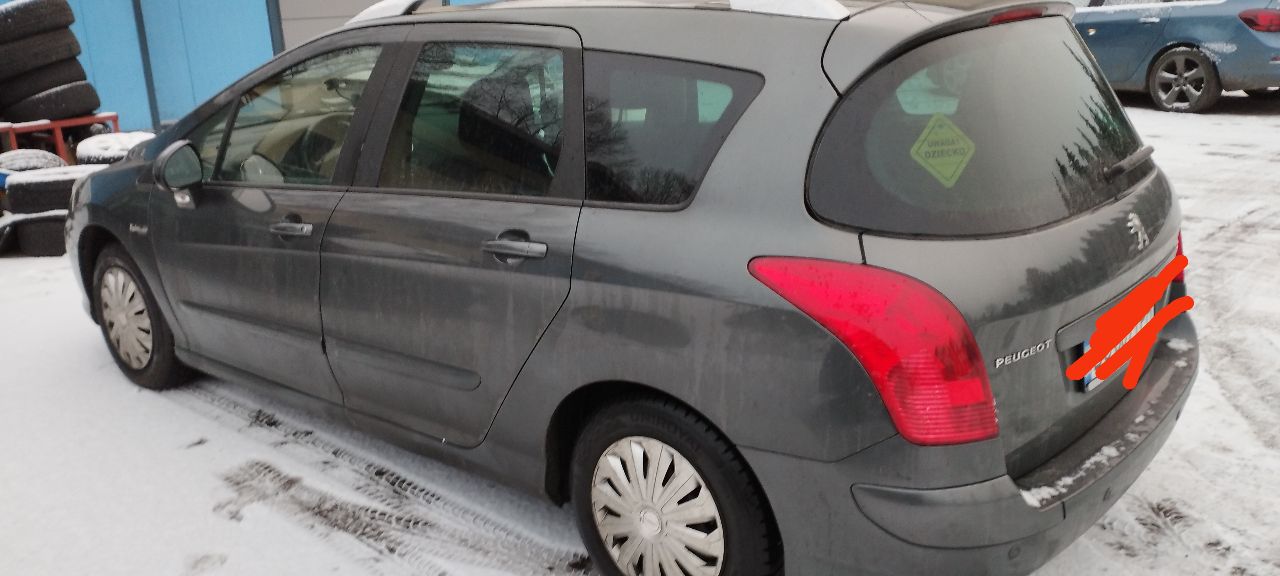 Peugeot 308 - фото 3