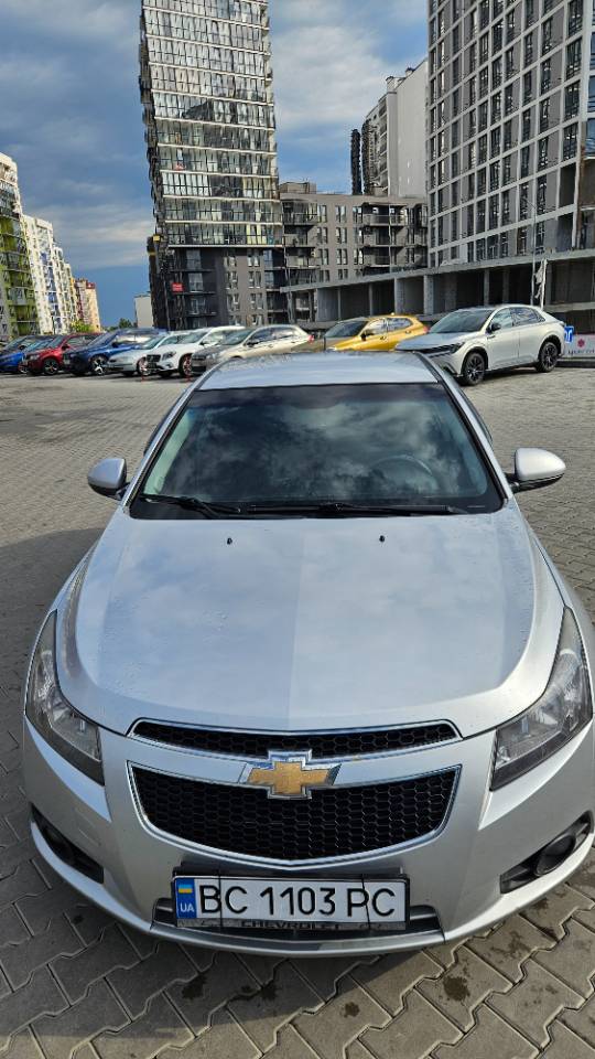 Chevrolet Cruze - фото 1