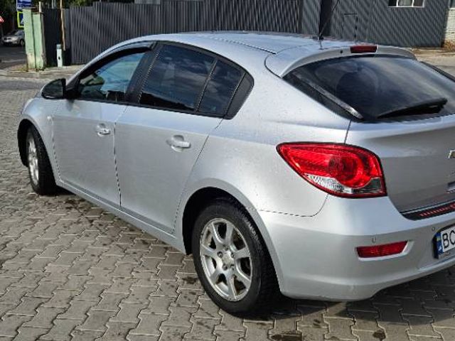 Chevrolet Cruze - зображення 3