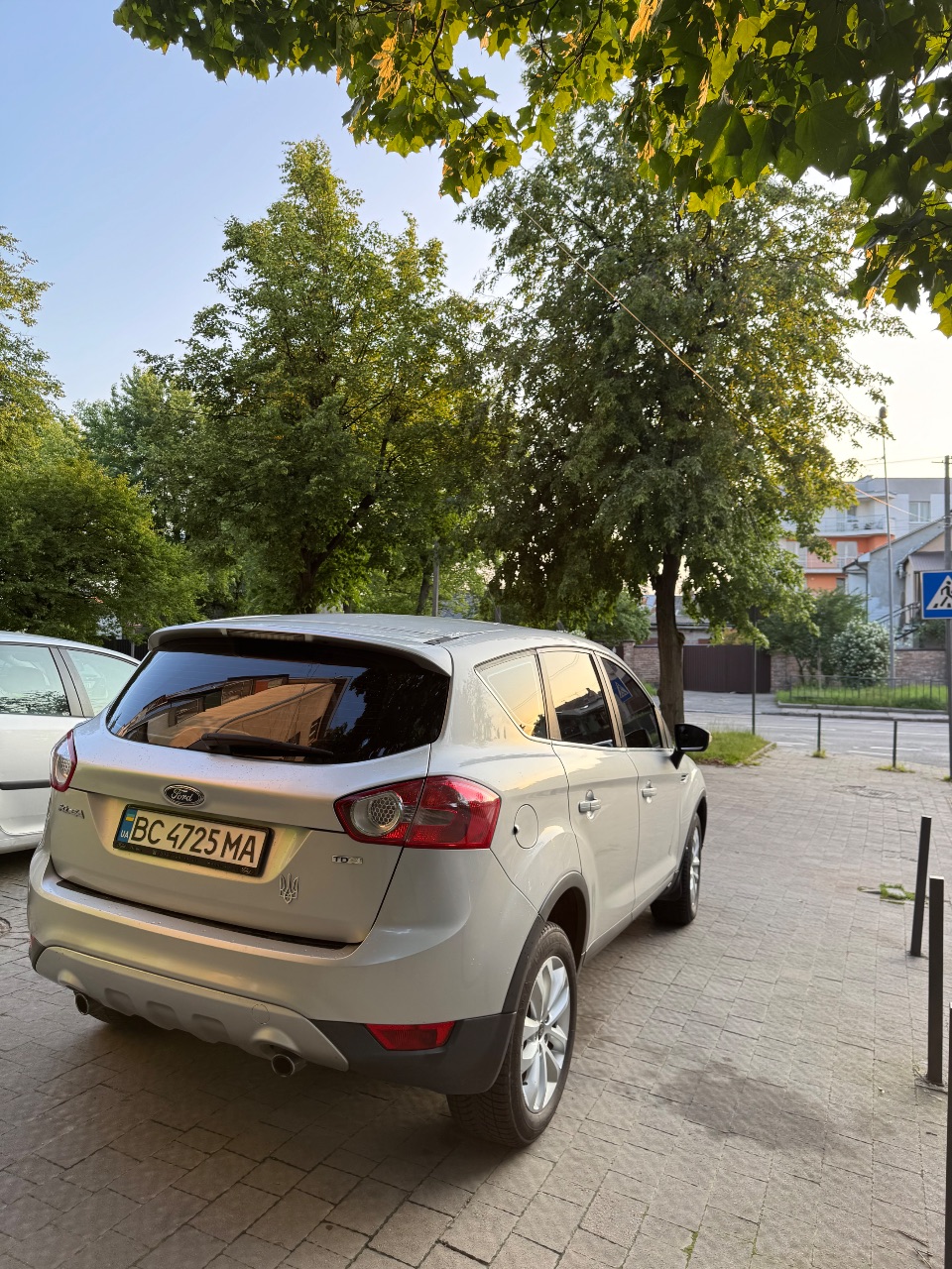 Ford Kuga - фото 13