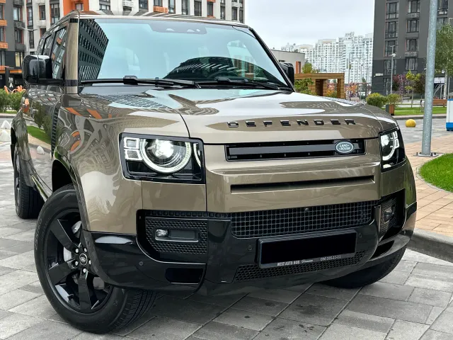 Land Rover Defender - фото 1
