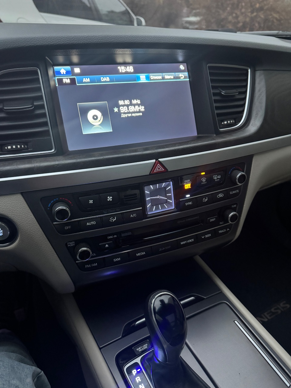 Hyundai Genesis - фото 9