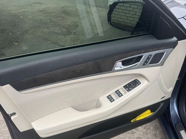 Hyundai Genesis - фото 4