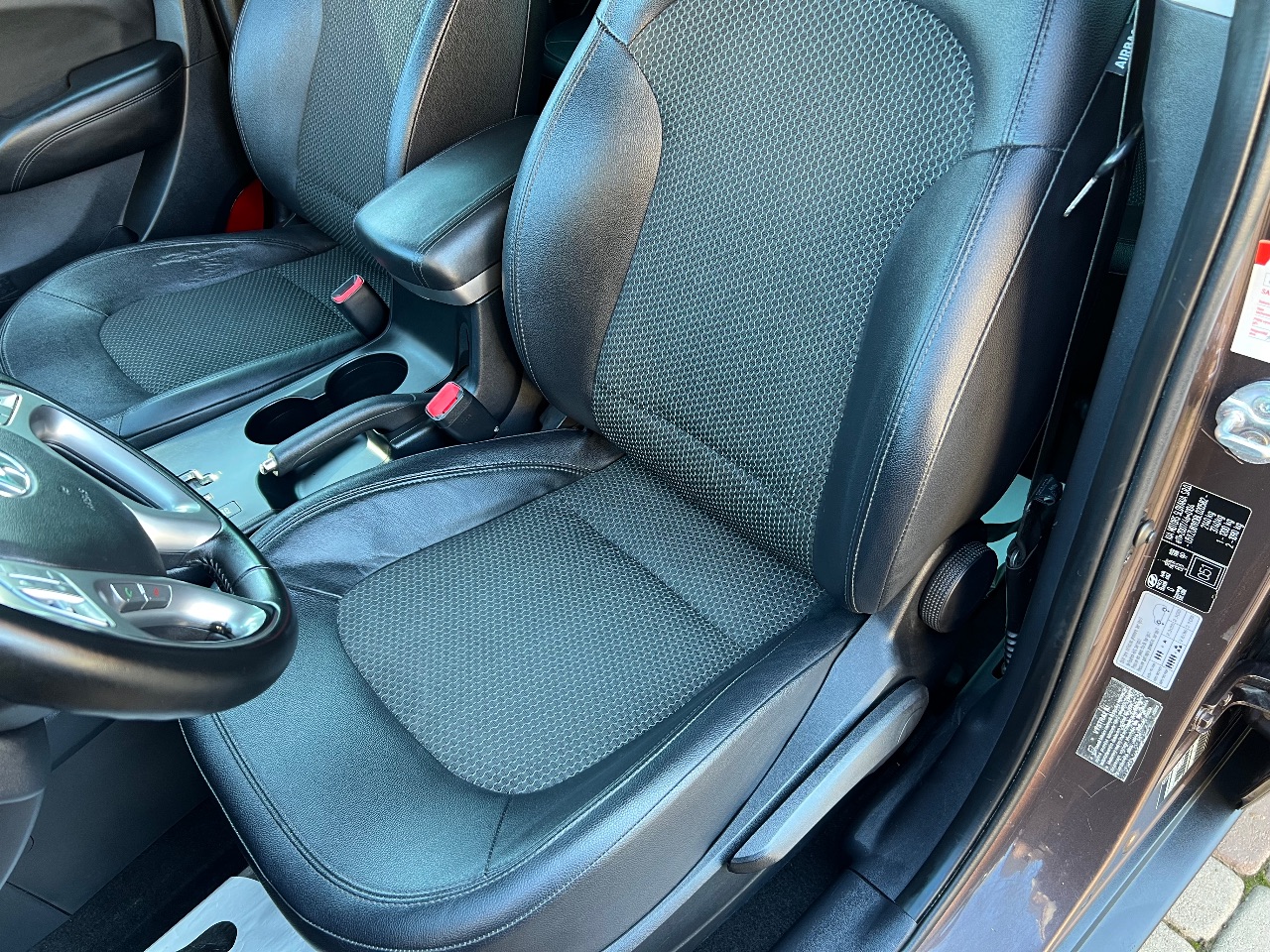 Hyundai ix35 - фото 16