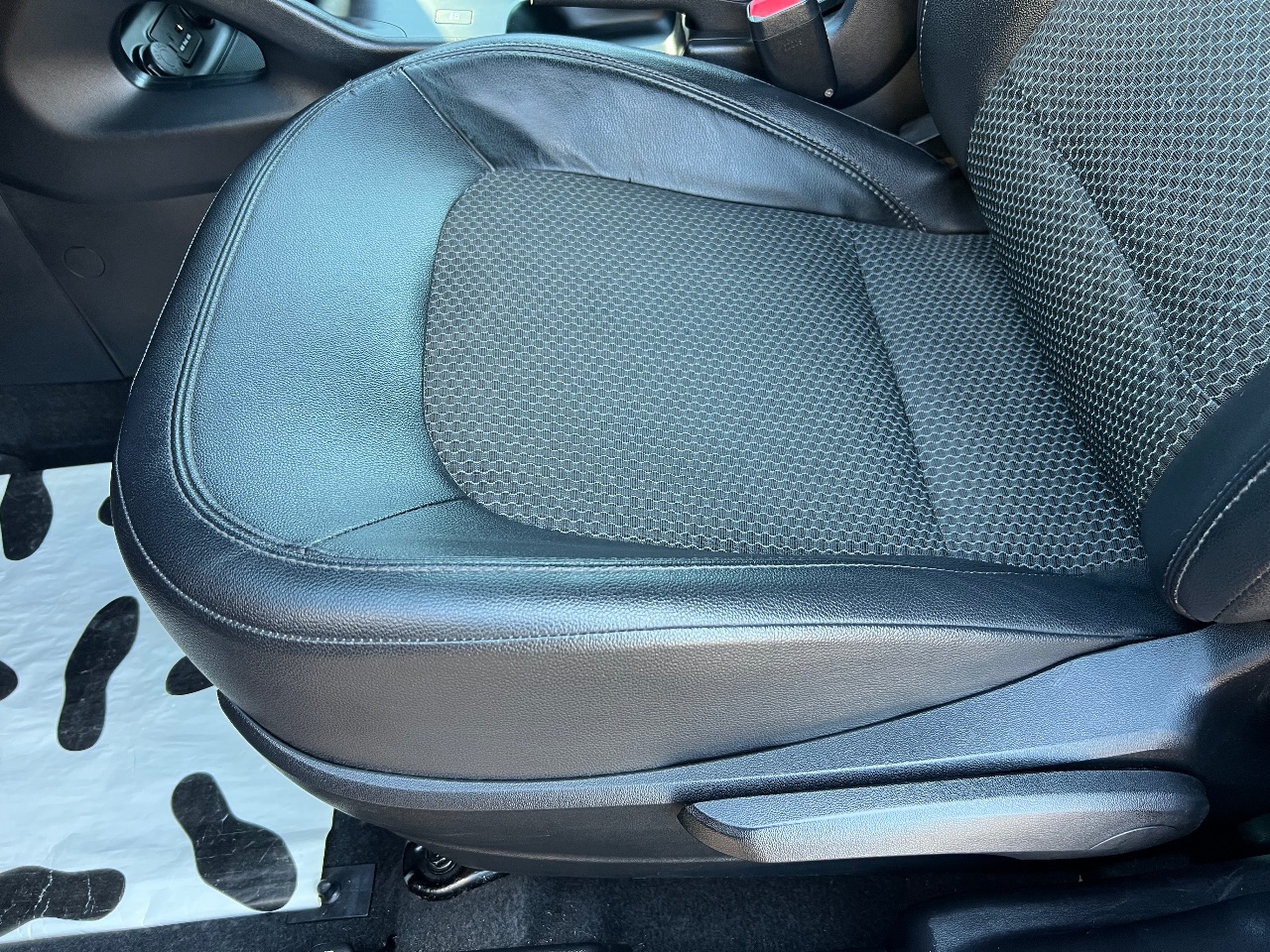 Hyundai ix35 - фото 3