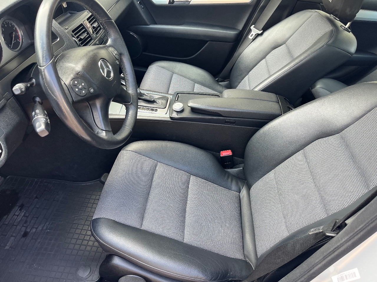 Mercedes-Benz C-Класс - фото 6