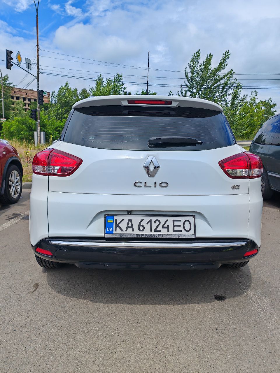 Renault Clio - фото 9