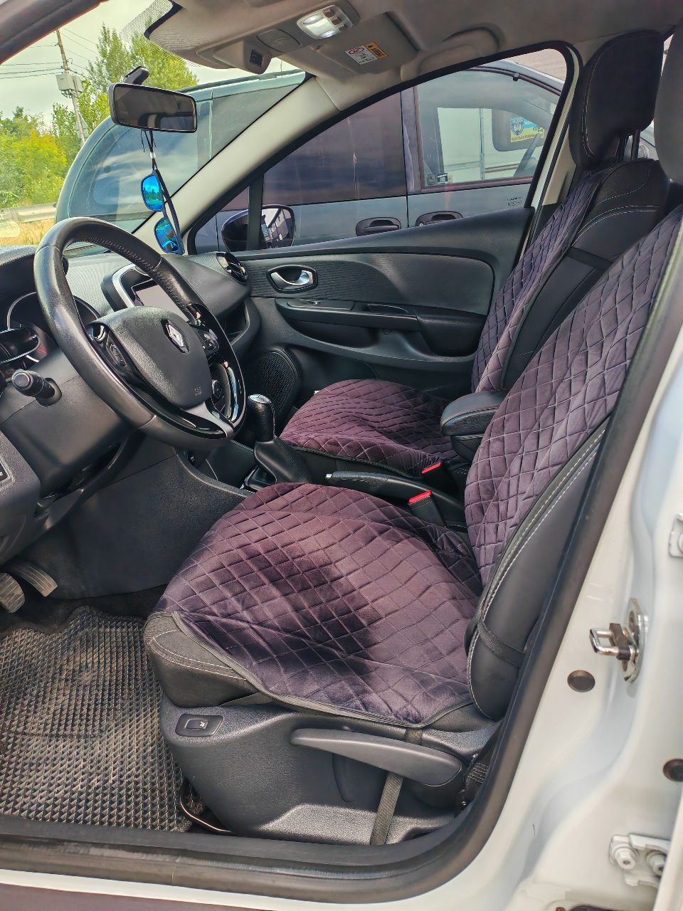 Renault Clio - фото 21