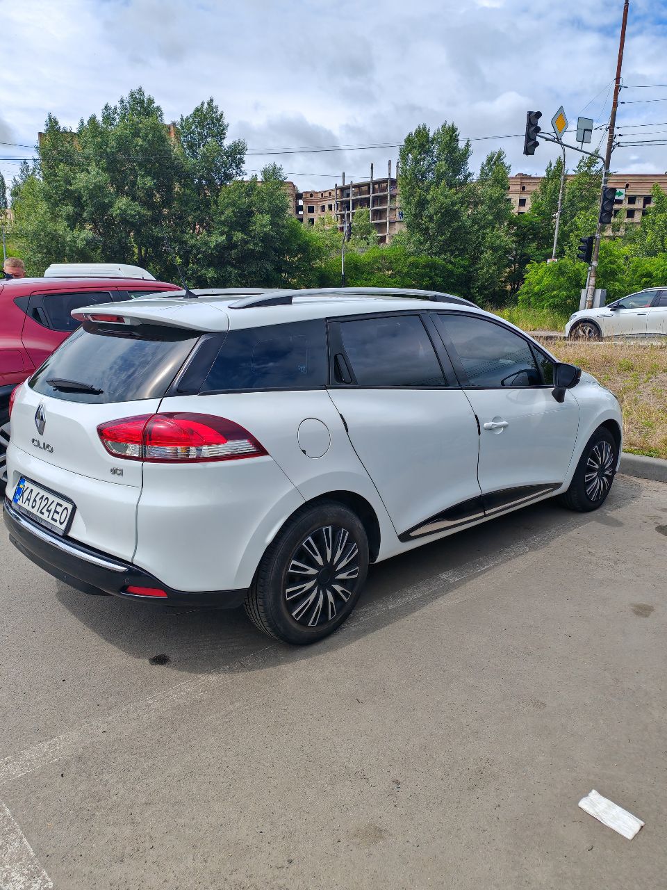 Renault Clio - фото 7