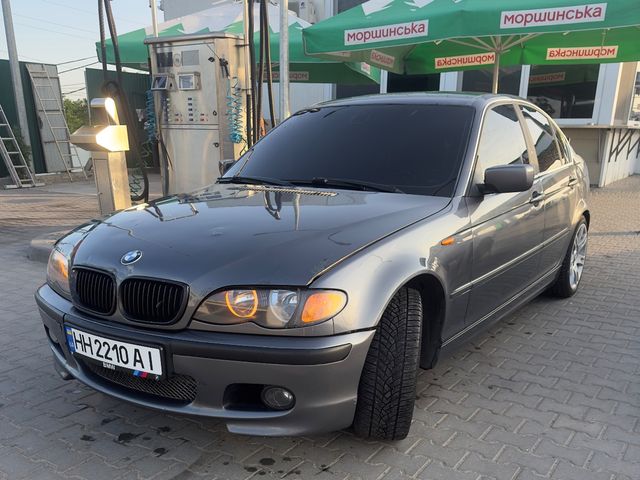 BMW 3 серії - фото 1