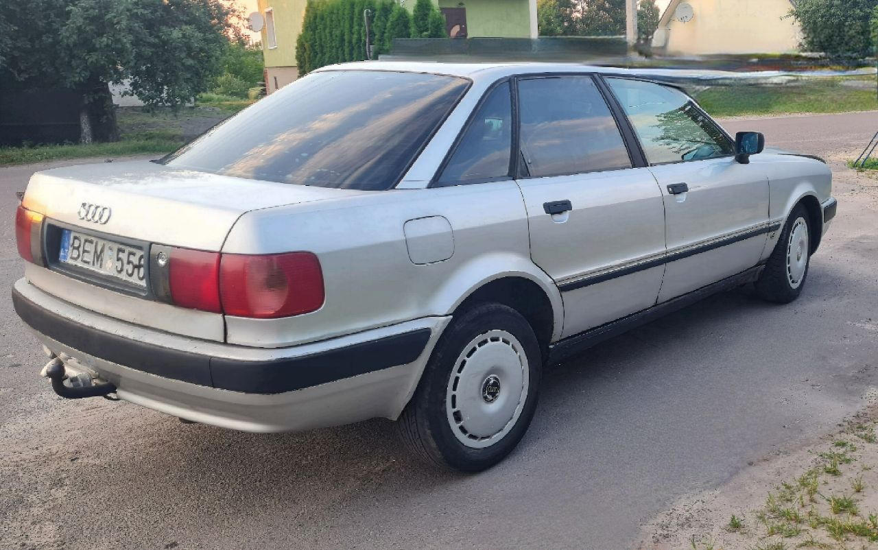 Audi 80 - фото 4