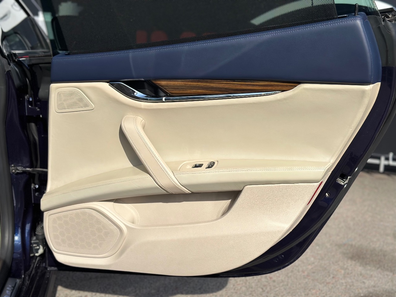 Maserati Quattroporte - фото 4