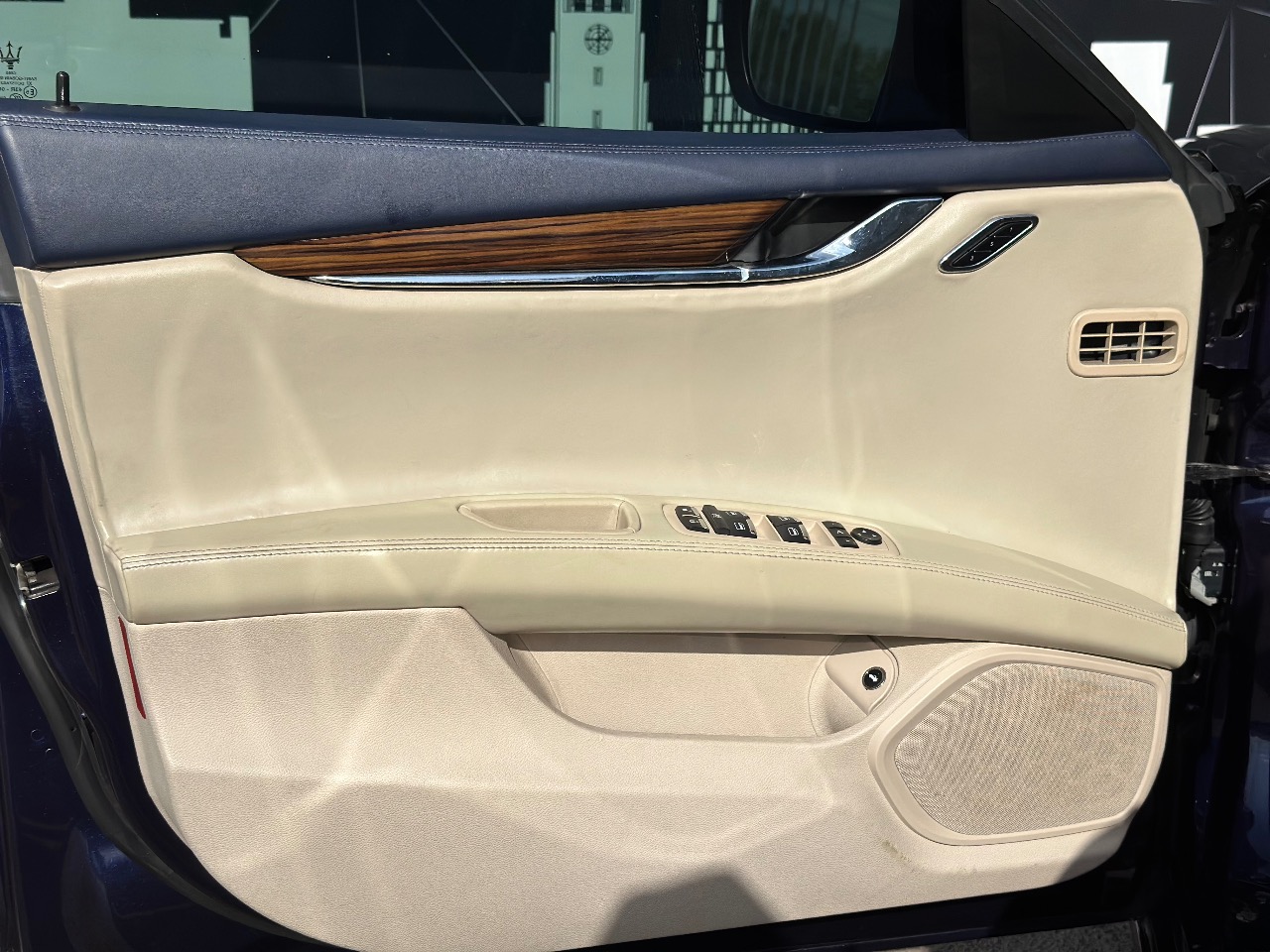 Maserati Quattroporte - фото 18