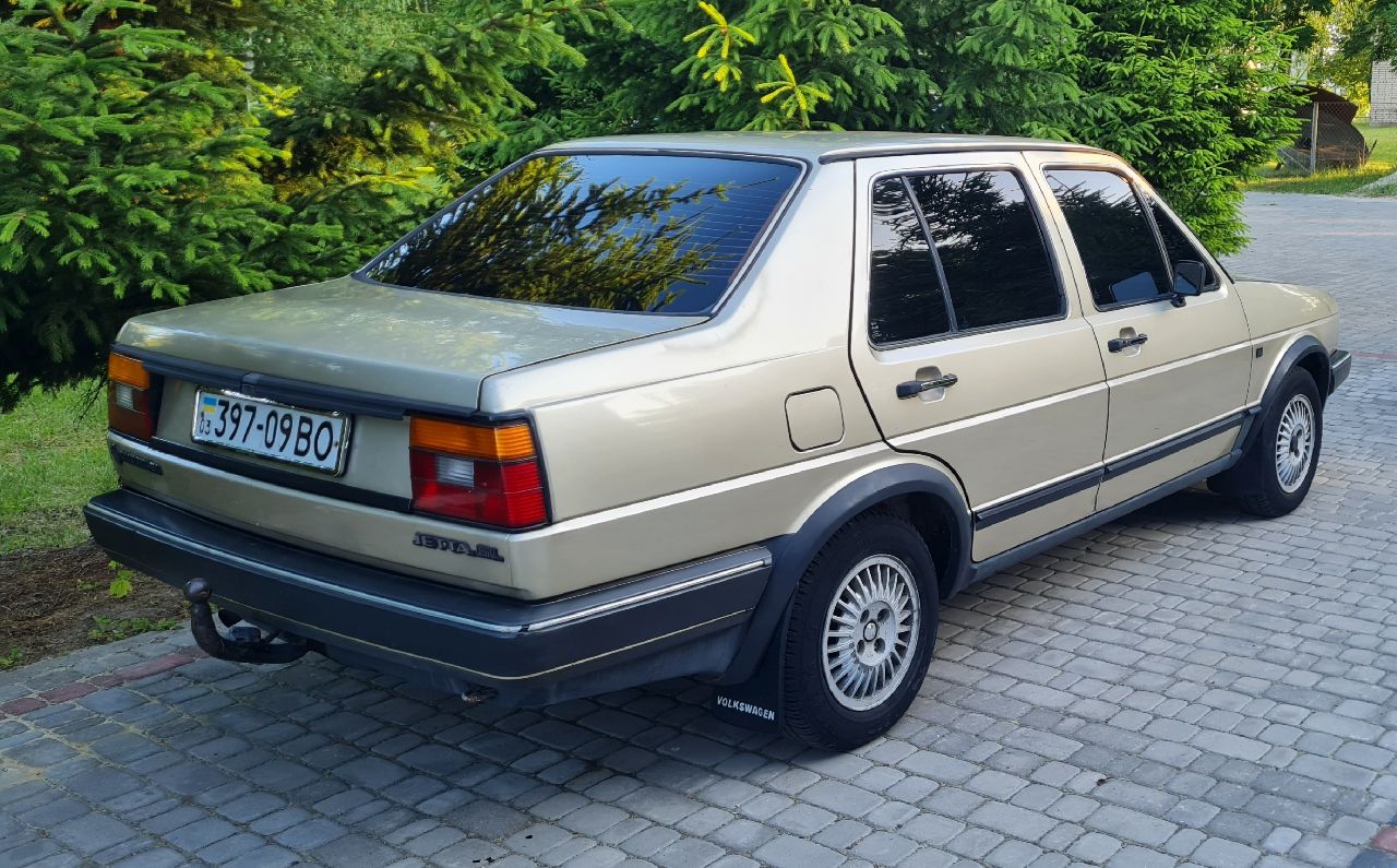 Volkswagen Jetta - фото 6