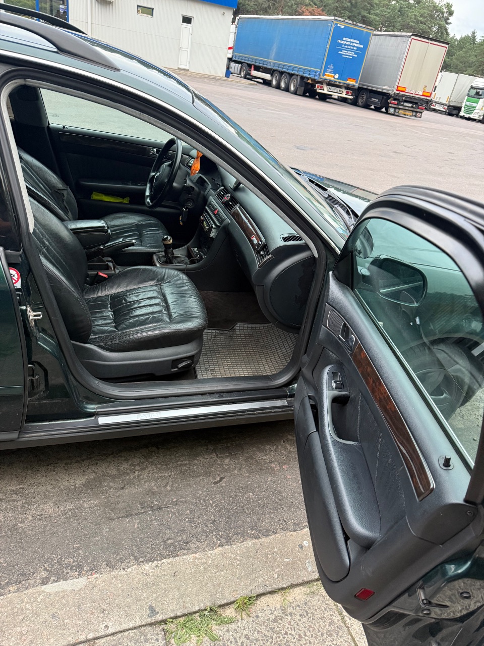 Audi A6 - фото 8