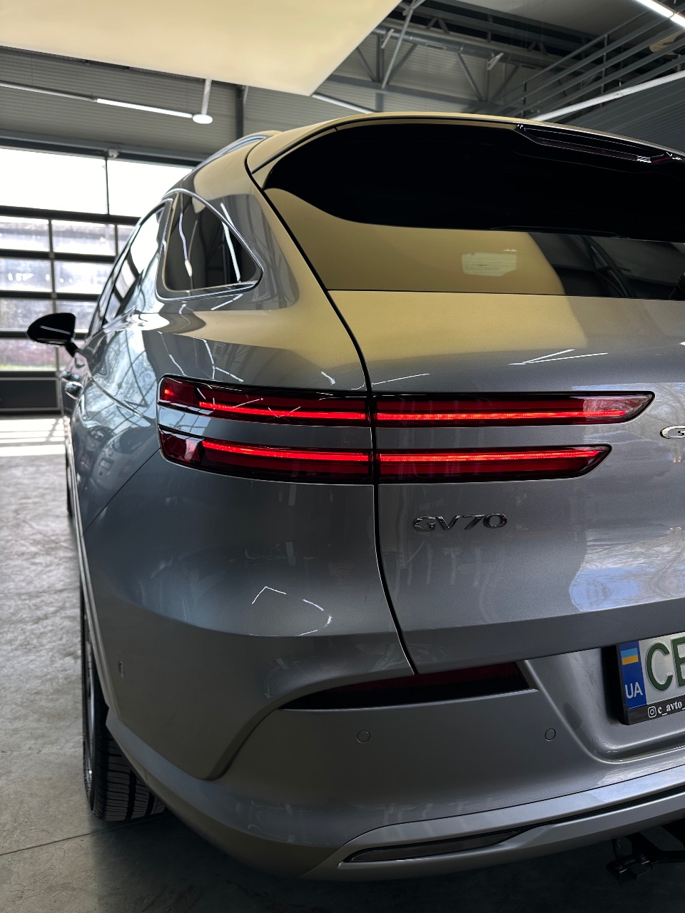 Genesis GV70 - фото 12