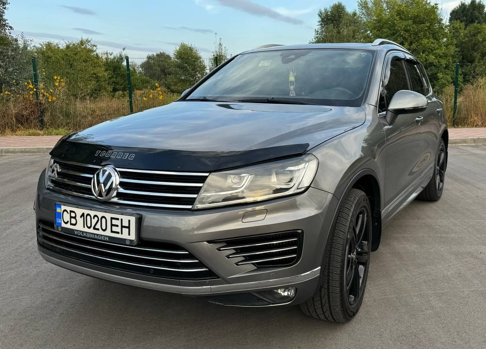 Volkswagen Touareg - фото 3