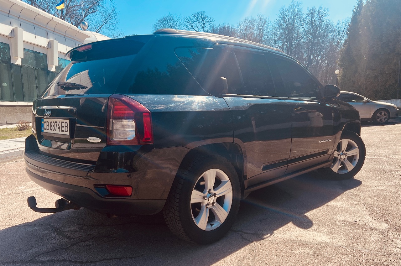 Jeep Compass - фото 11