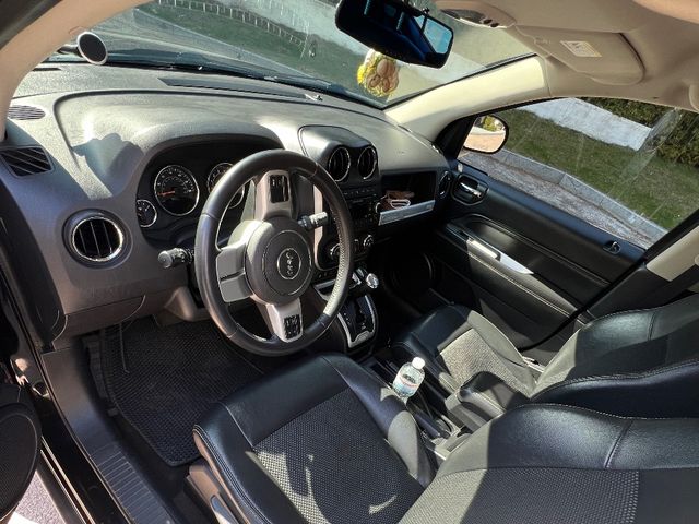 Jeep Compass - фото 2