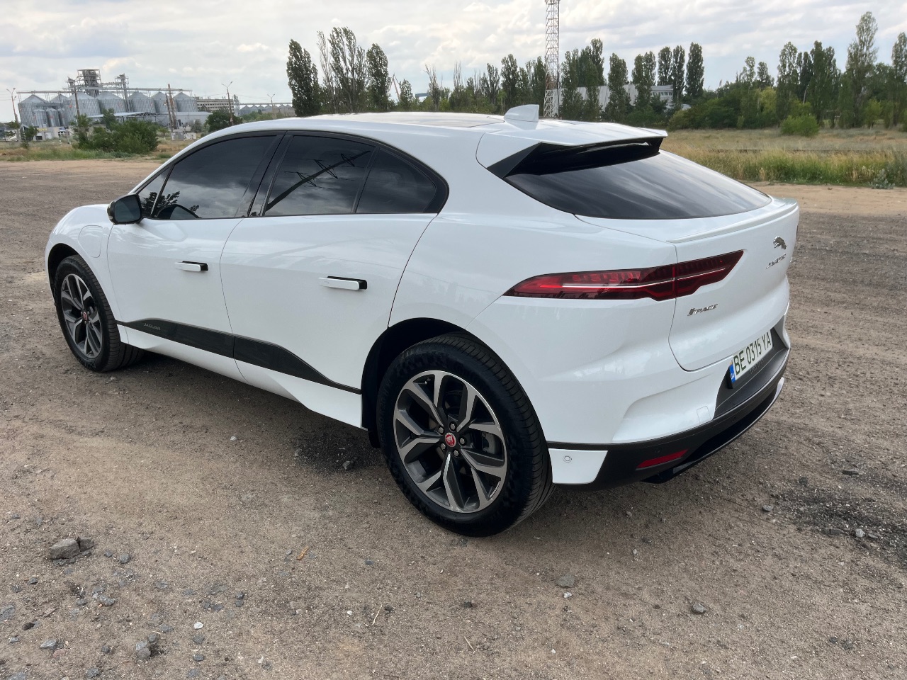 Jaguar I-Pace - фото 17