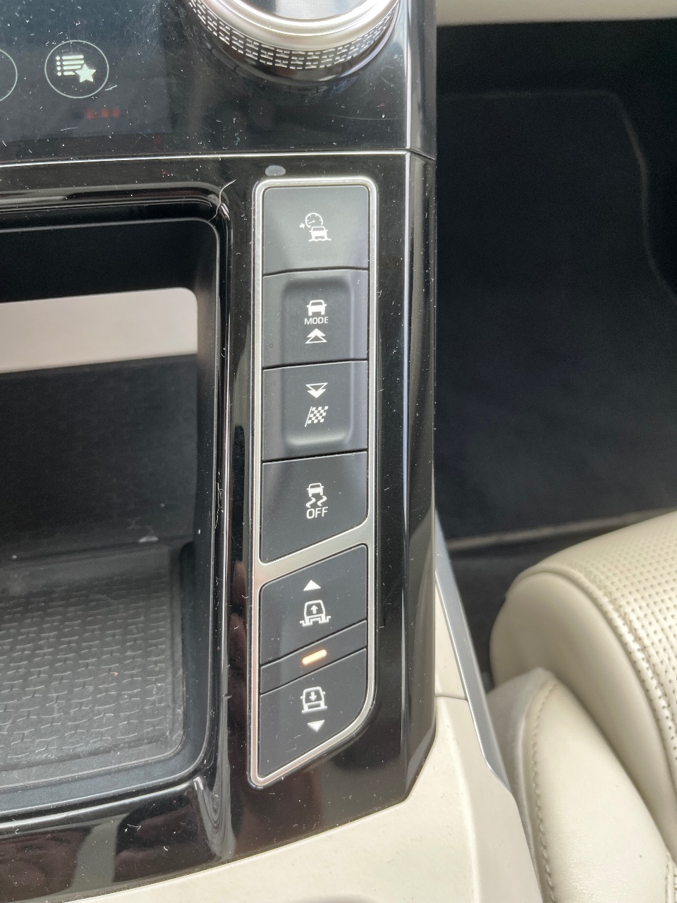 Jaguar I-Pace - фото 11