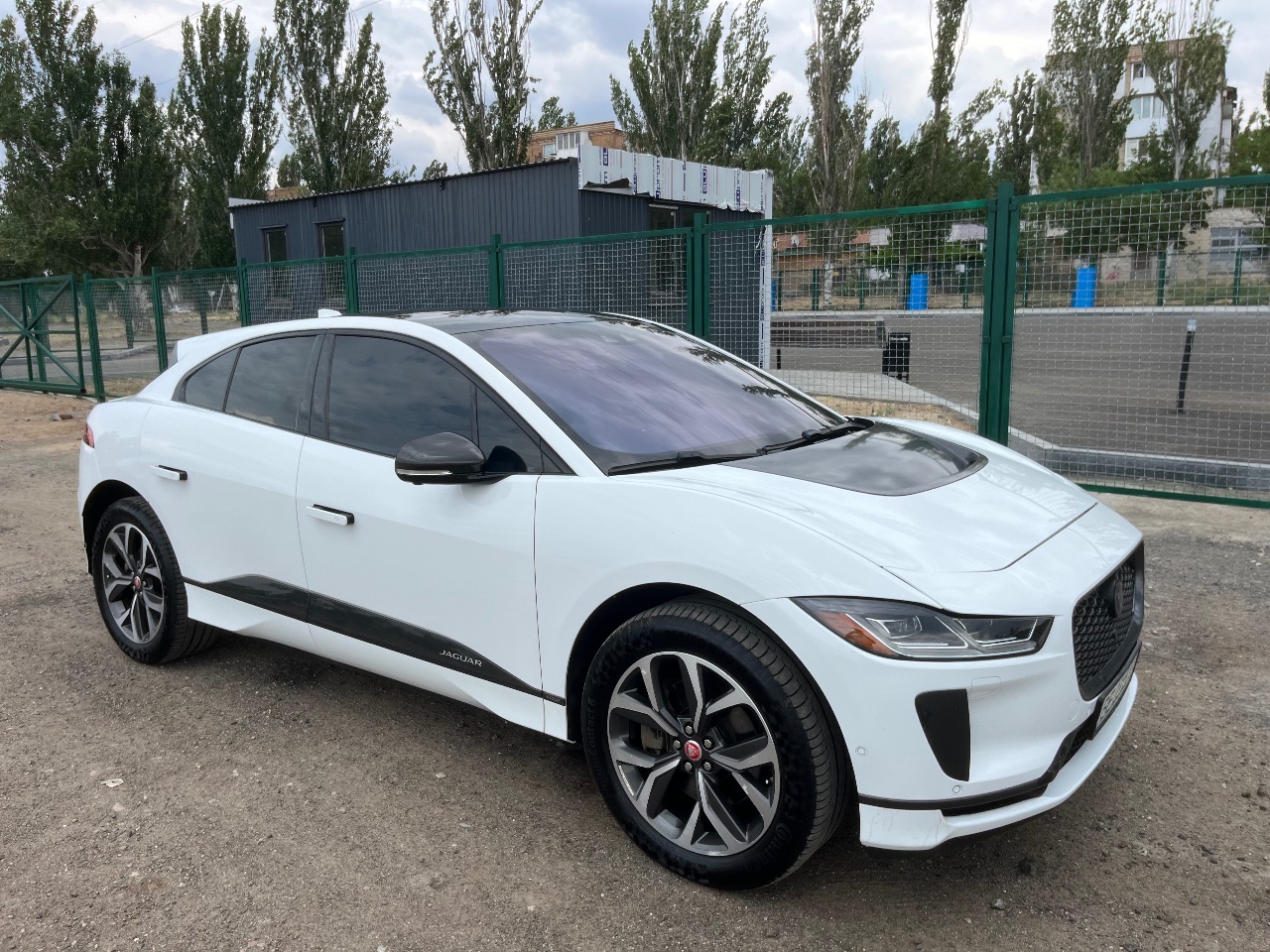 Jaguar I-Pace - фото 1