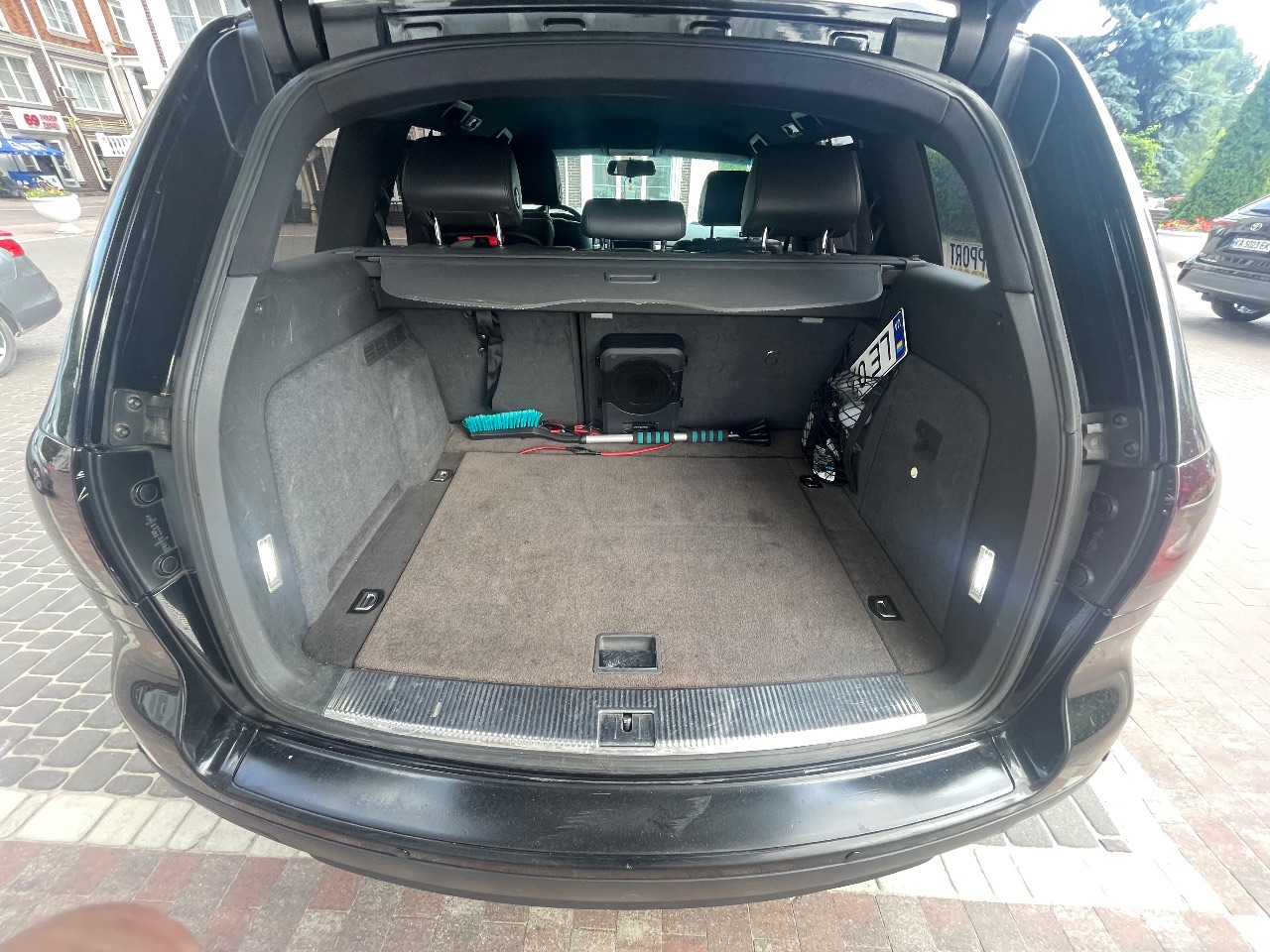 Volkswagen Touareg - фото 10