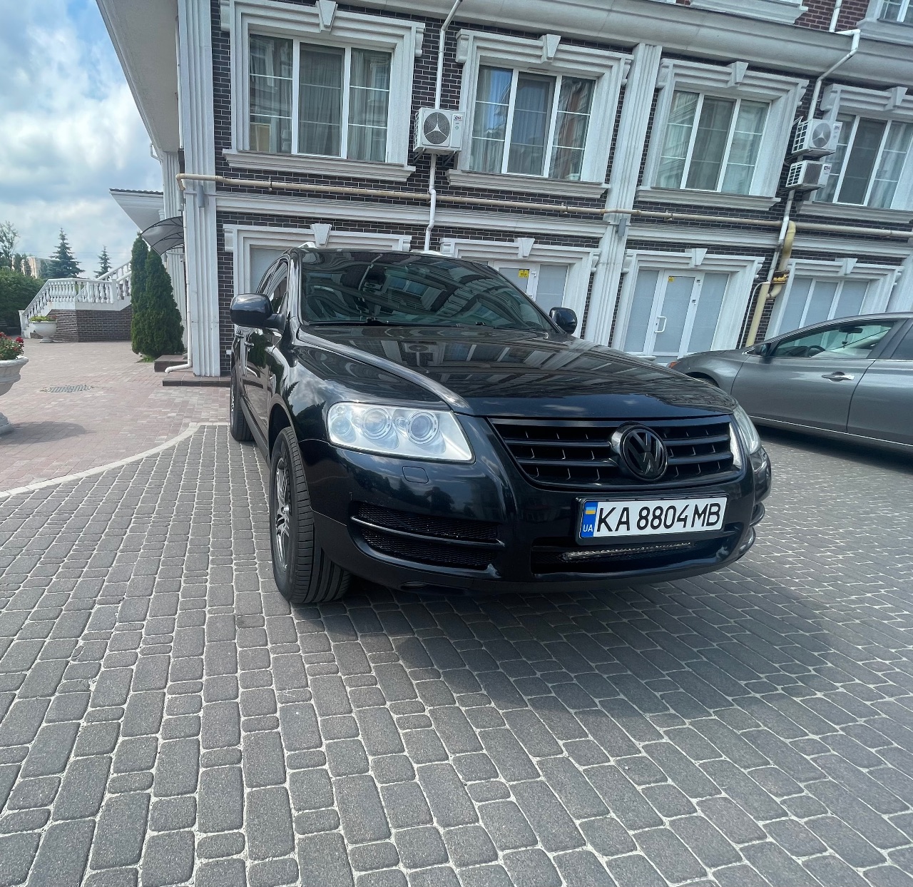 Volkswagen Touareg - фото 8