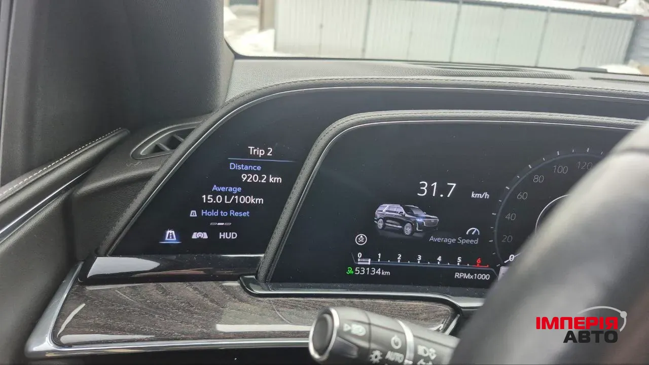 Cadillac Escalade - фото 23