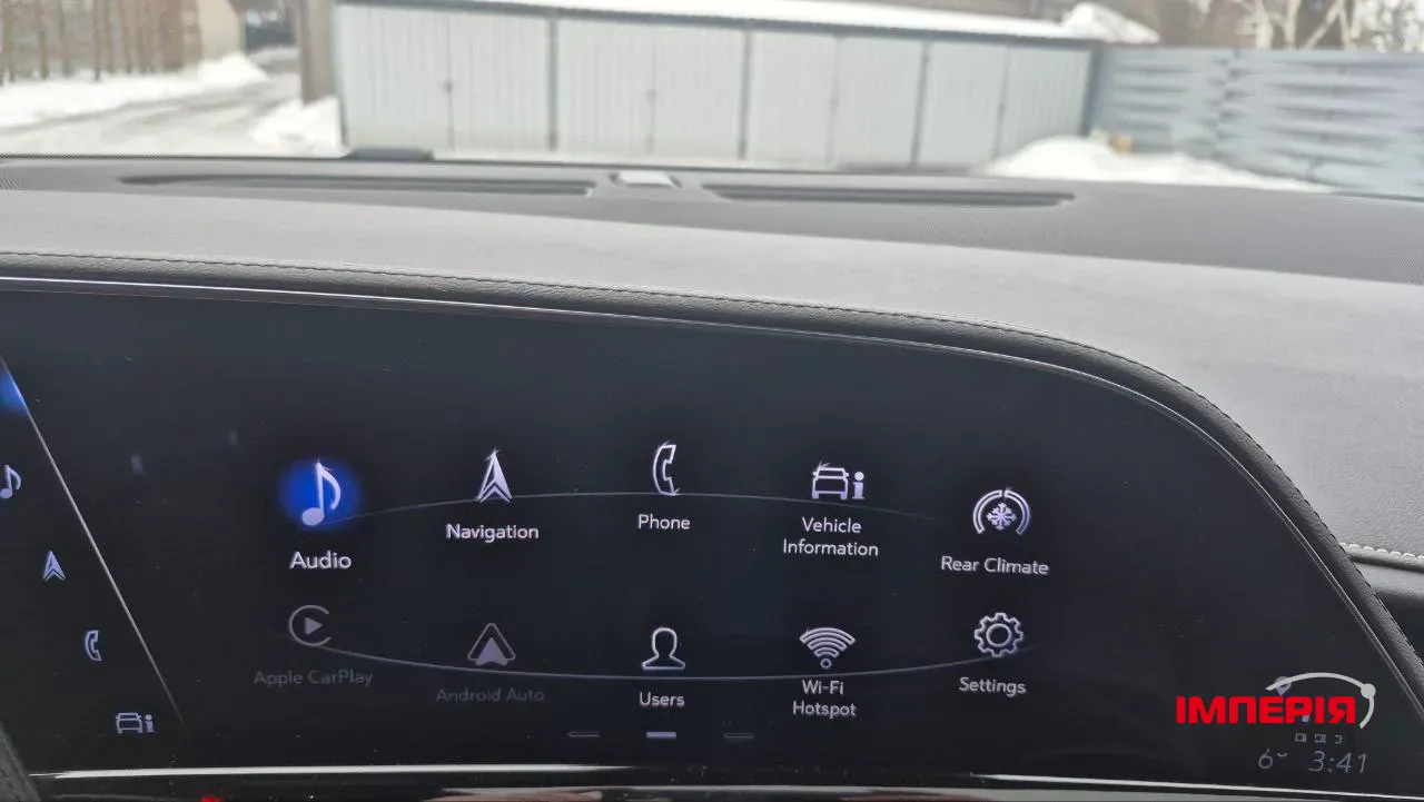 Cadillac Escalade - фото 24