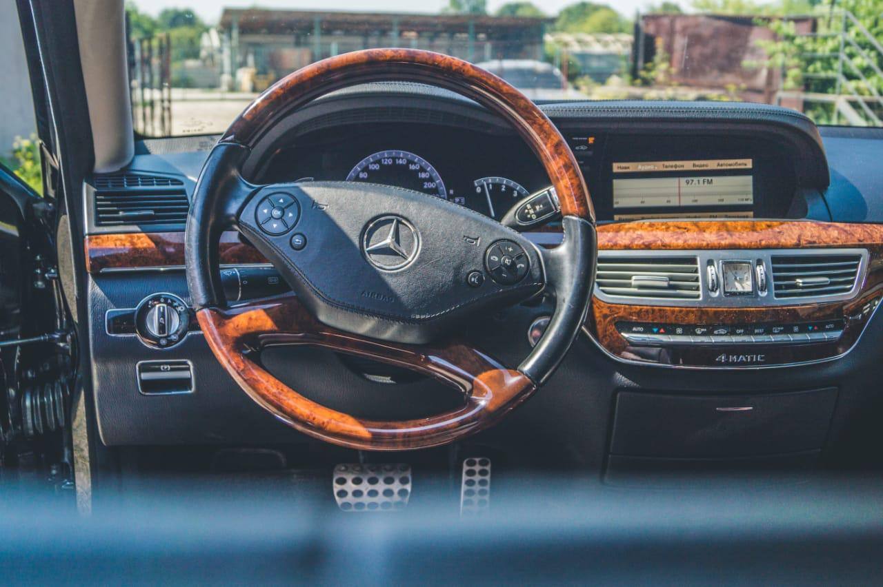 Mercedes-Benz S-Класс - фото 14