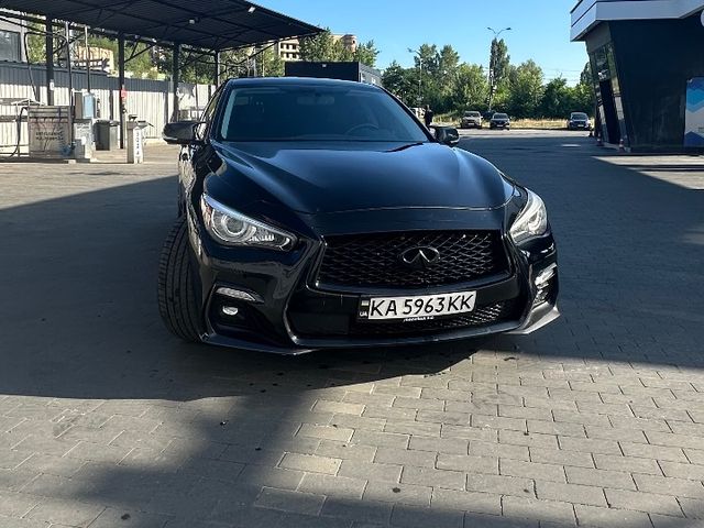 Infiniti Q50 - фото 1