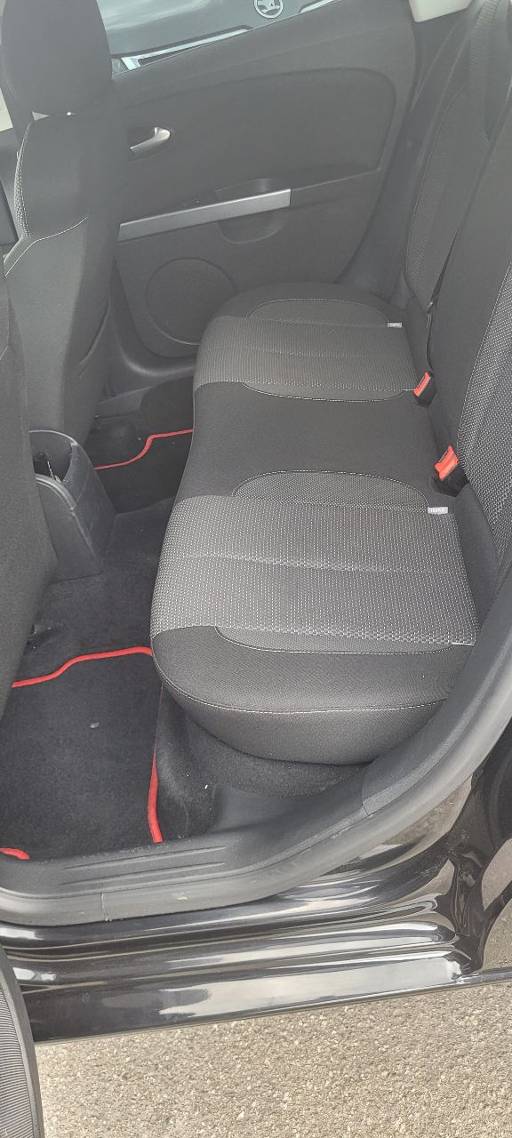 SEAT Leon - фото 4