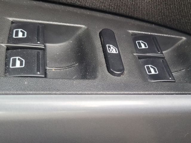 SEAT Leon - фото 5